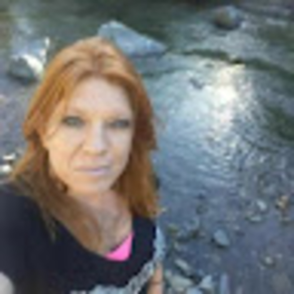 Meet your Posher, Denise